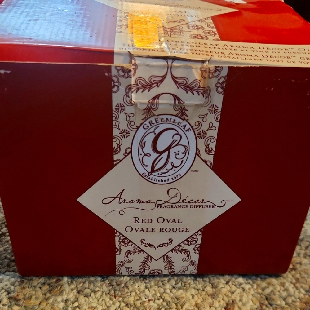 Red Aroma Décor Fragrance Diffuser